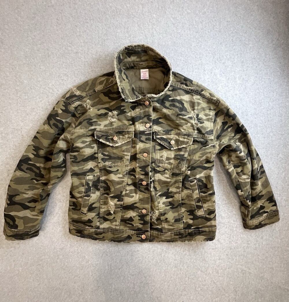 No Boundaries Camo Trucker Jacket Green/Black Button Front Pockets Distressed XL